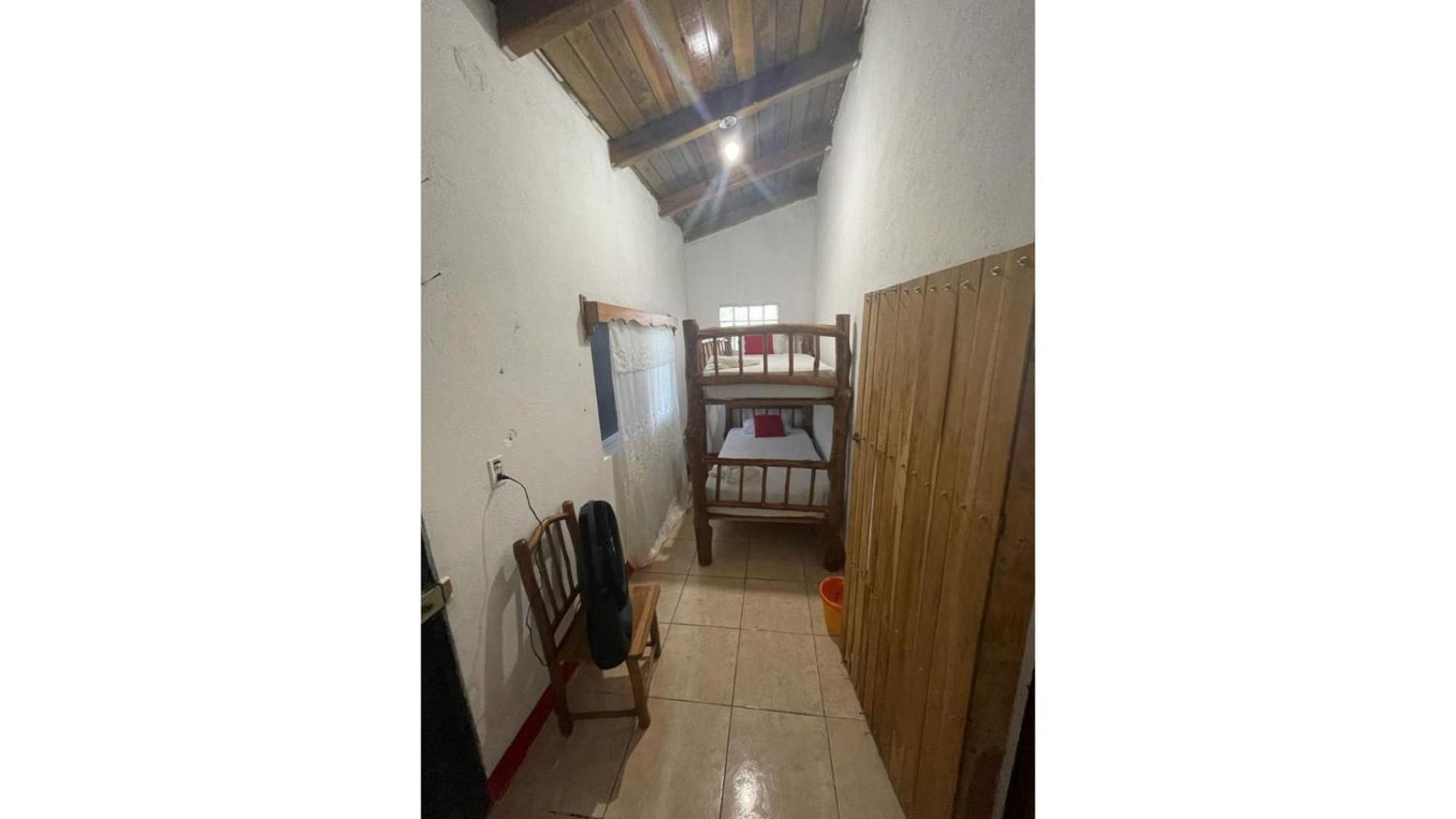 Hostal Blood Moon Rio Dulce Town Exteriör bild